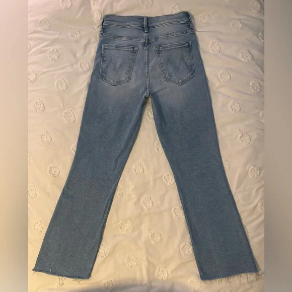 Mother Insider Crop Step Fray in Limited Edition